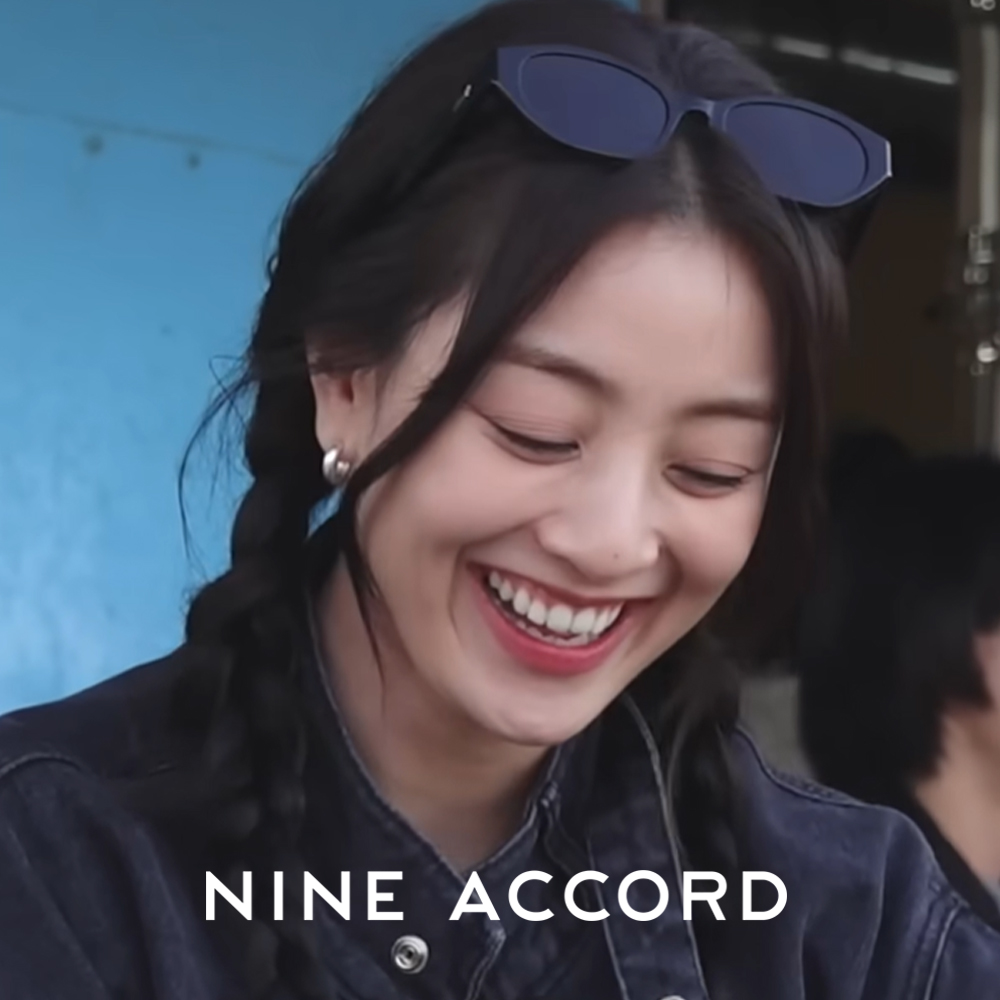 TWICE-朴志效，Horn D.K